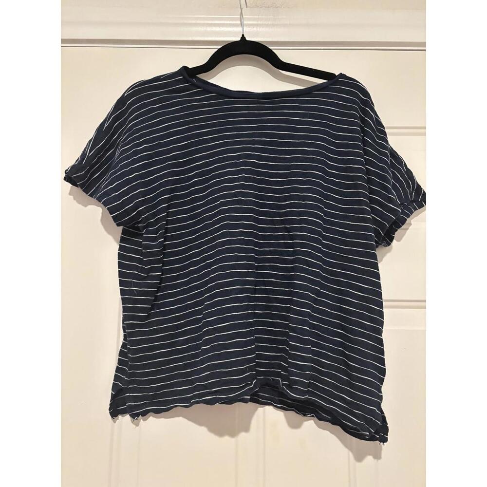 Woman's sz L Madwellโ t shirt blue/white stripes #832